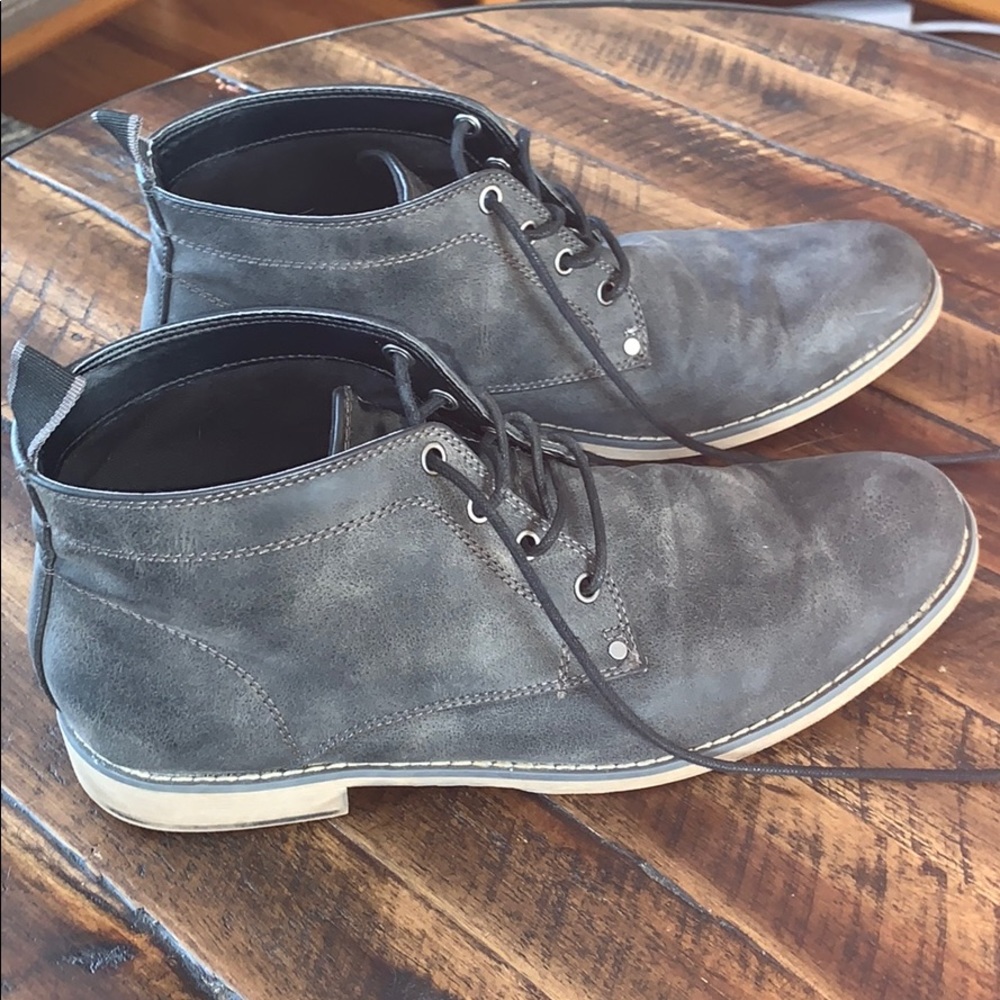 Men’s Off-Black Boot